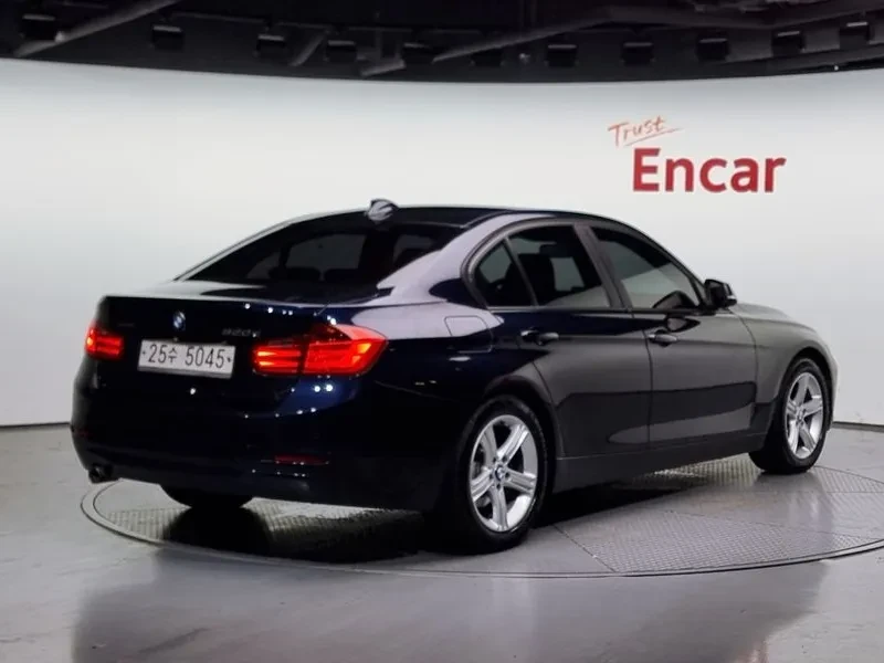 BMW 320 xDrive - изображение 2