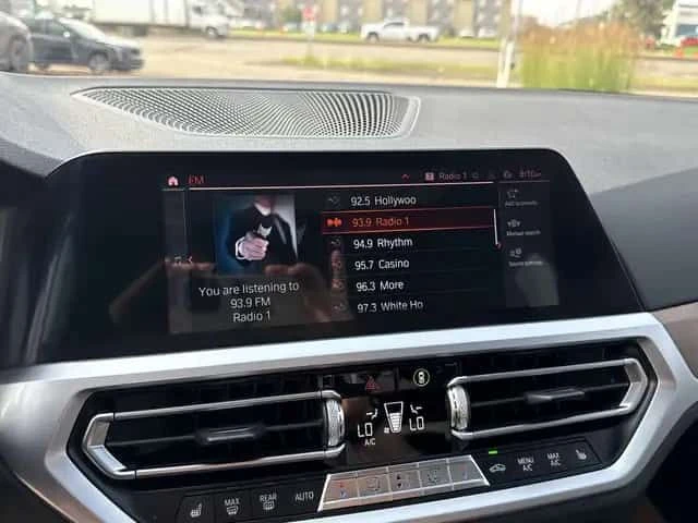 BMW 330 * xDrive * CARFAX * ФИКСИРАНА ЦЕНА ДО СОФИЯ, снимка 16 - Автомобили и джипове - 55695781