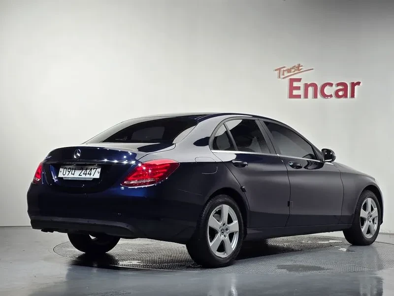 Mercedes-Benz C 200 САМО 30% АВАНС, снимка 2 - Автомобили и джипове - 56064883