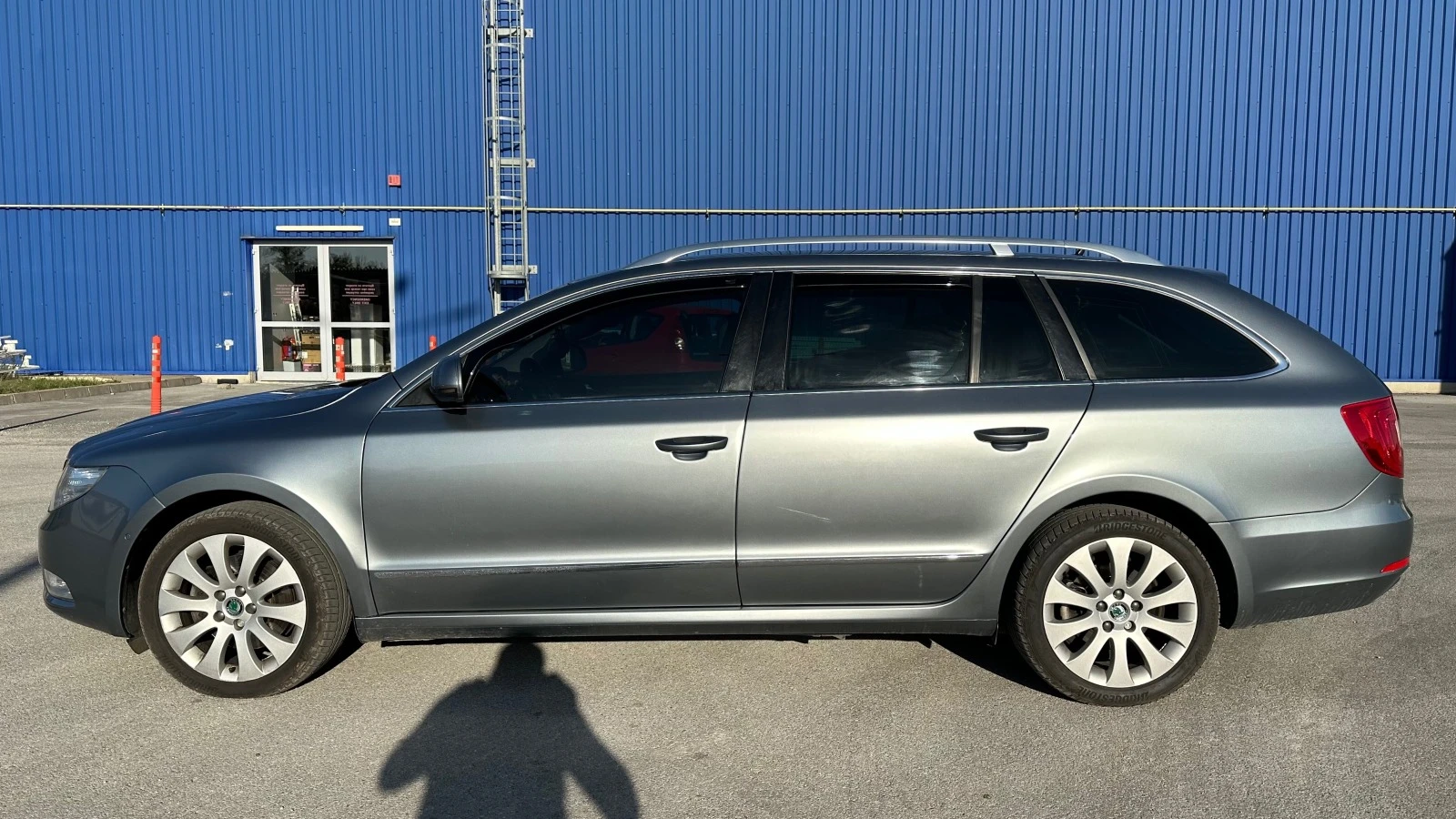 Skoda Superb 2.0 TDI - изображение 2