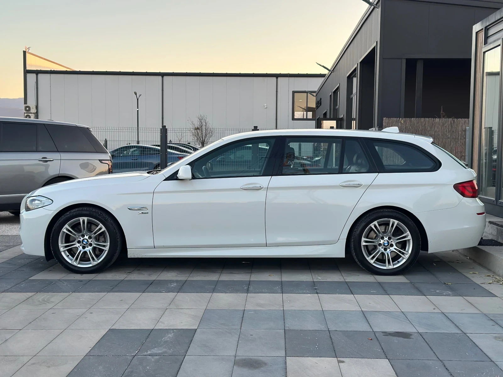 BMW 530 * Xdrive* M-Pack* 258к.с.*  - изображение 6