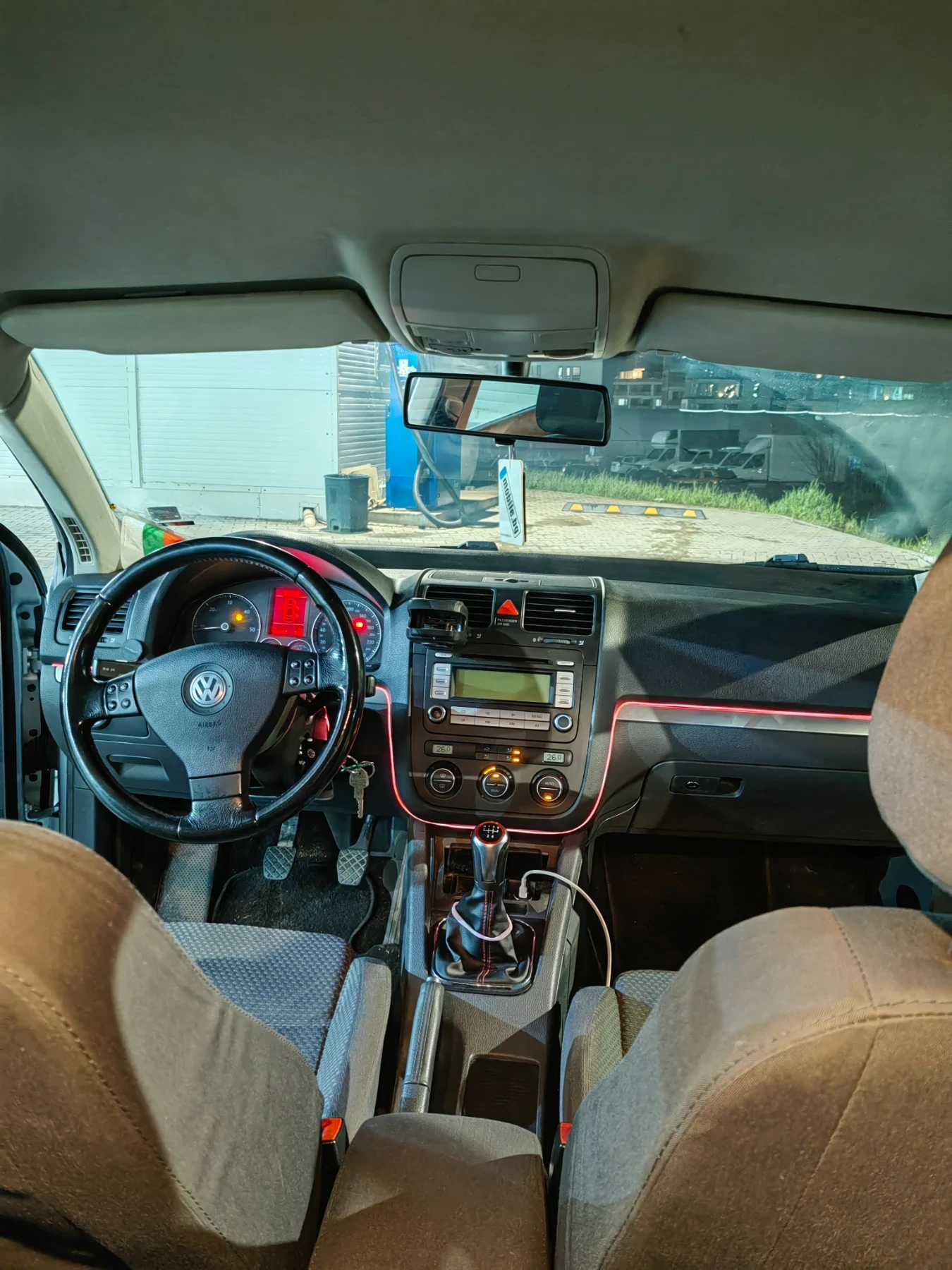 VW Jetta  - изображение 6