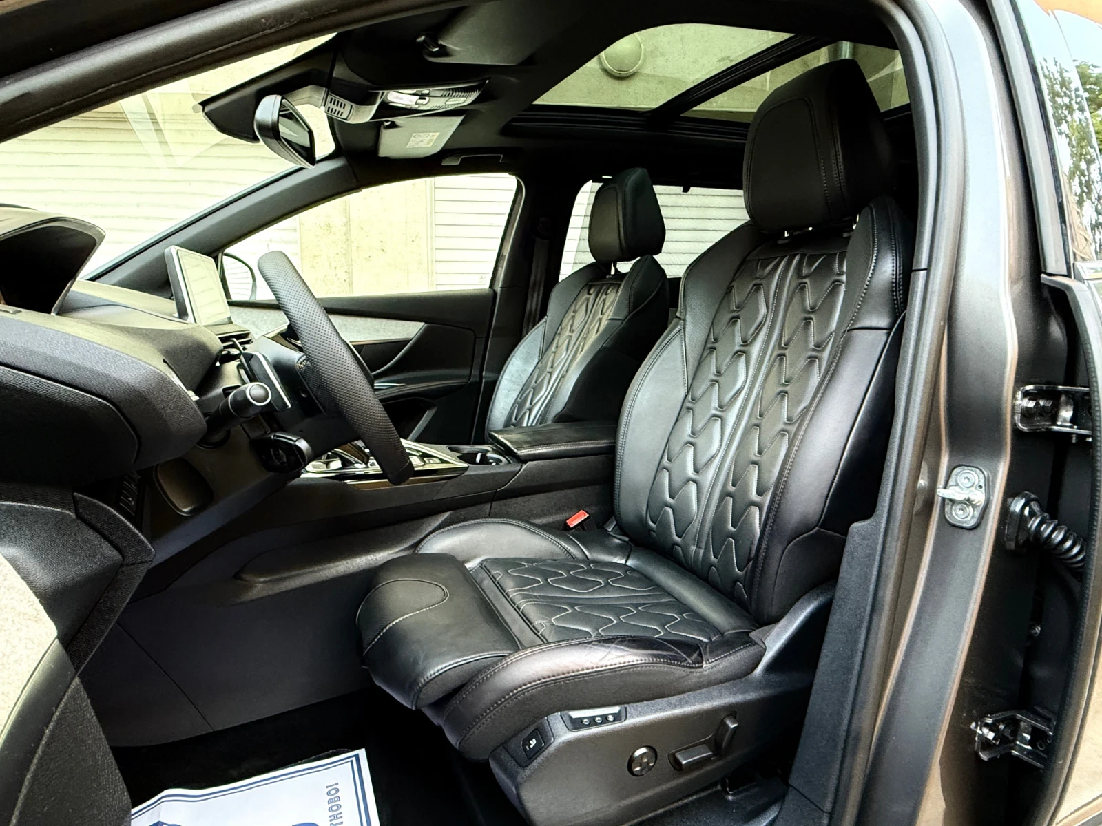 Peugeot 5008 2.0HDI / GT line/ Distronic/ Crossway/ Focal music - изображение 6