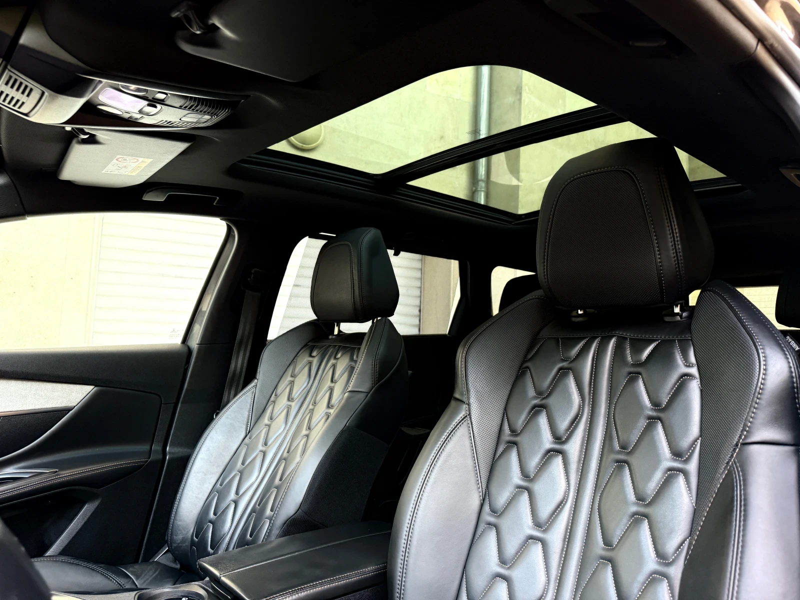 Peugeot 5008 2.0HDI / GT line/ Distronic/ Crossway/ Focal music - изображение 7