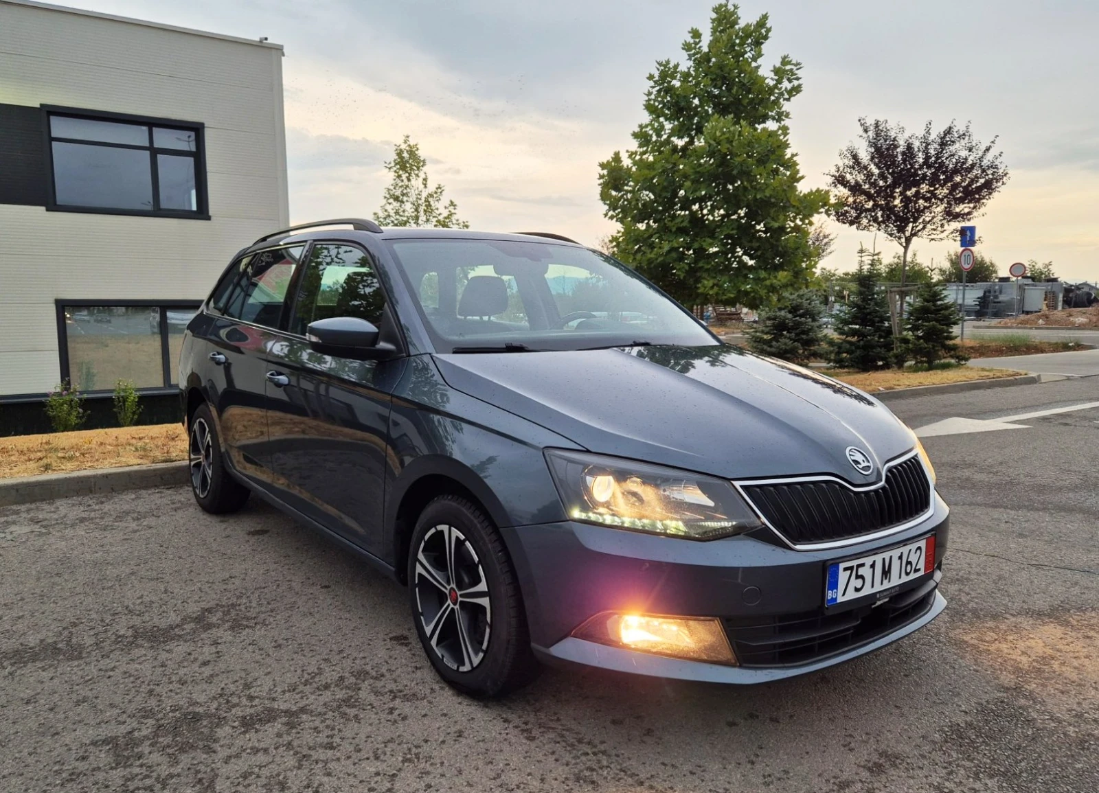 Skoda Fabia 1.2 TSI - изображение 9