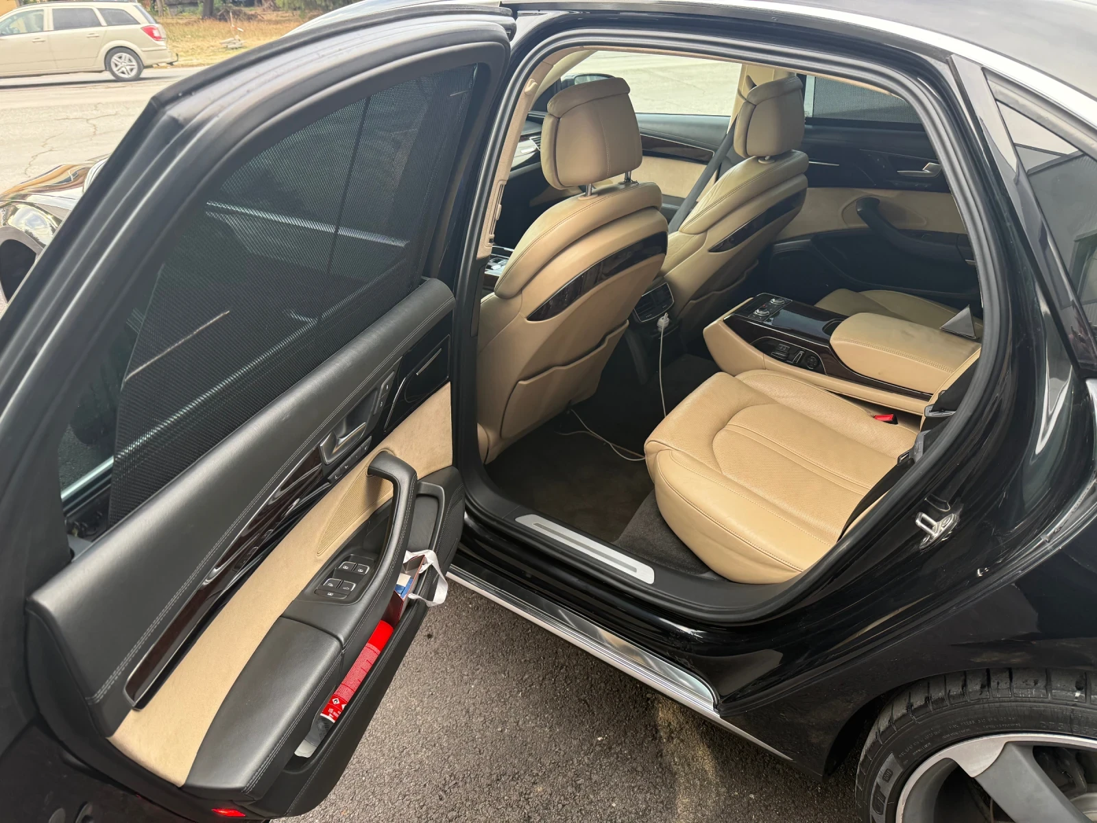 Audi A8 4.2 TDI / Long / W12 / Full  - изображение 9