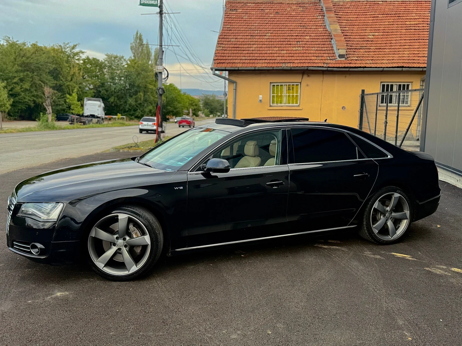 Audi A8 4.2 TDI / Long / W12 / Full  - изображение 2