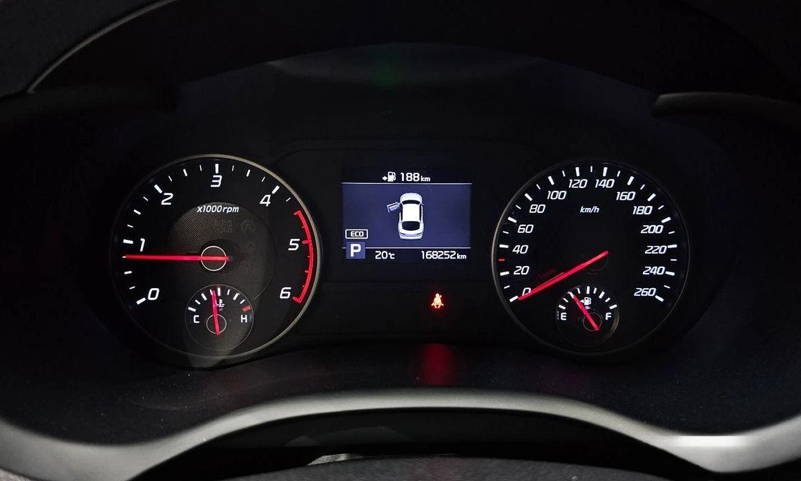 Kia Stinger 2.2 Diesel 2WD * НАЙ-ДОБРА ЦЕНА В БЪЛГАРИЯ*  - изображение 8