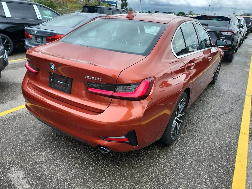 BMW 330 * xDrive * CARFAX * БЕЗ ПЪРВОНАЧАЛНА ВНОСКА - изображение 4