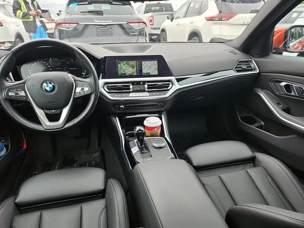 BMW 330 * xDrive * CARFAX * БЕЗ ПЪРВОНАЧАЛНА ВНОСКА - изображение 5