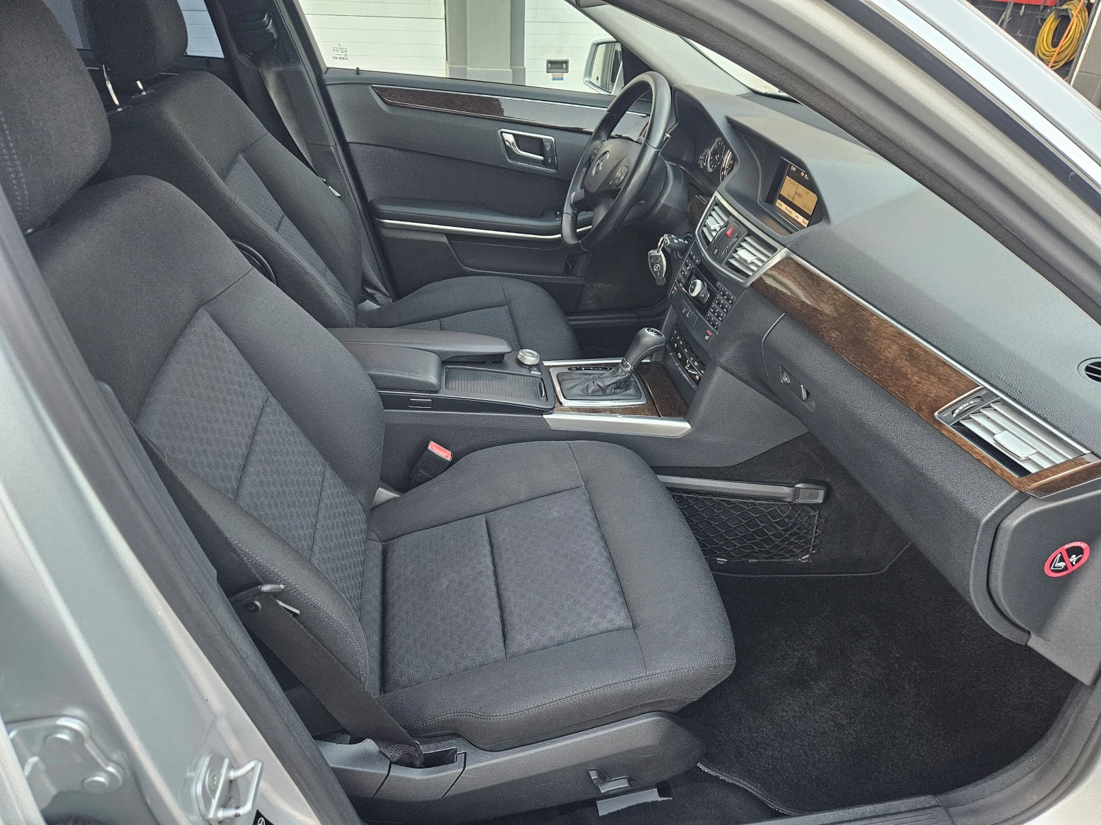 Mercedes-Benz E 220 CDI BlueEfficiency Standard | Mobile.bg   15