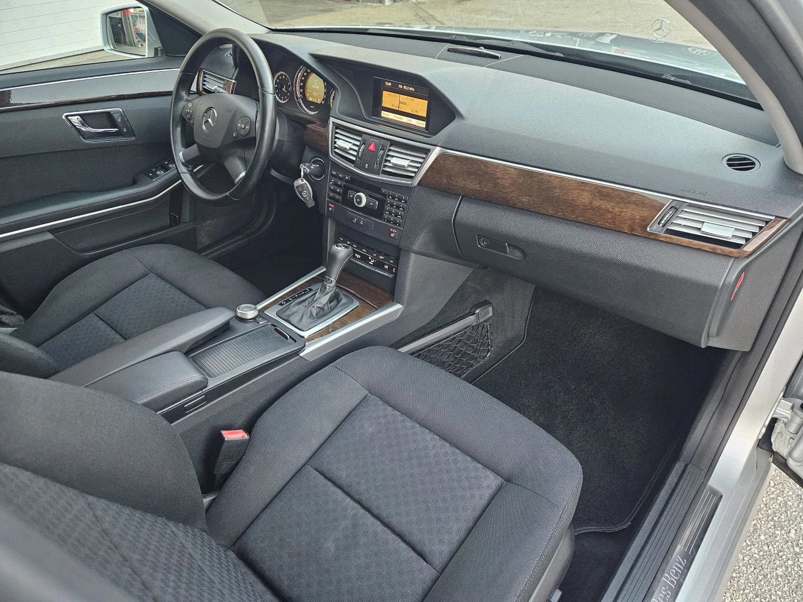 Mercedes-Benz E 220 CDI BlueEfficiency Standard | Mobile.bg   14