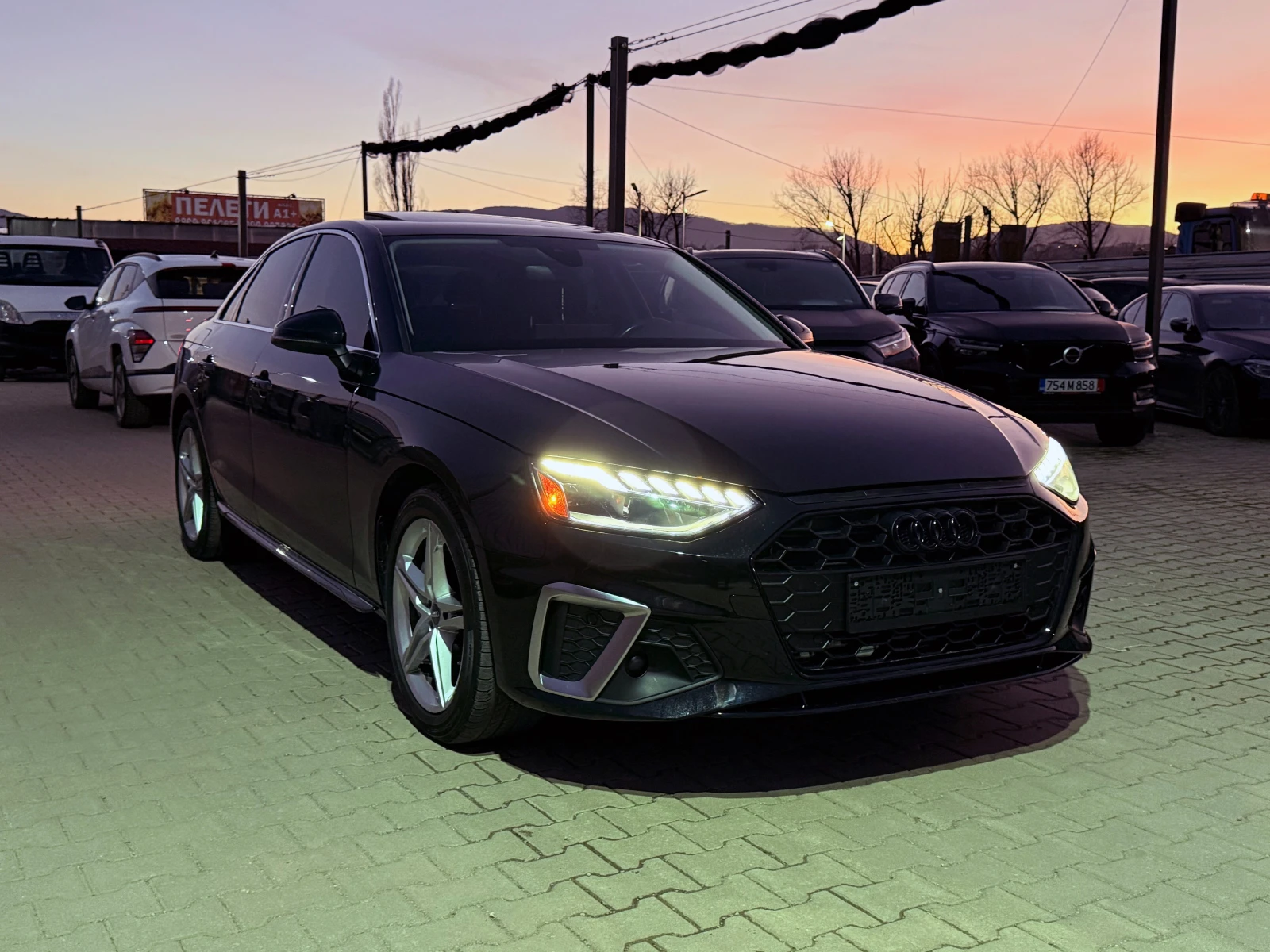 Audi A4 S-Line Digital Distronic HUD - изображение 3