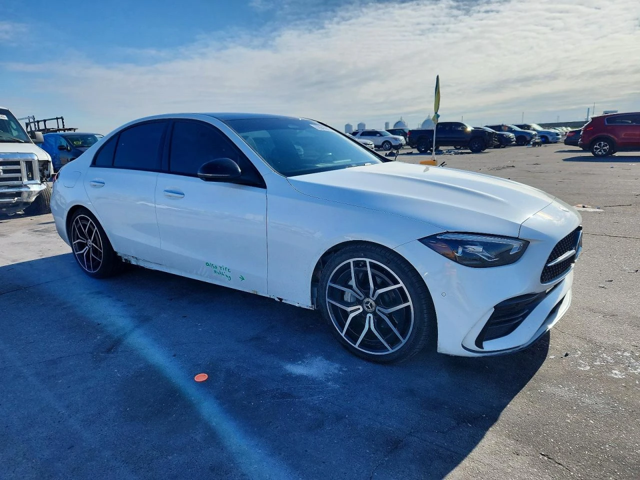 Mercedes-Benz C 300 4MATIC - изображение 4