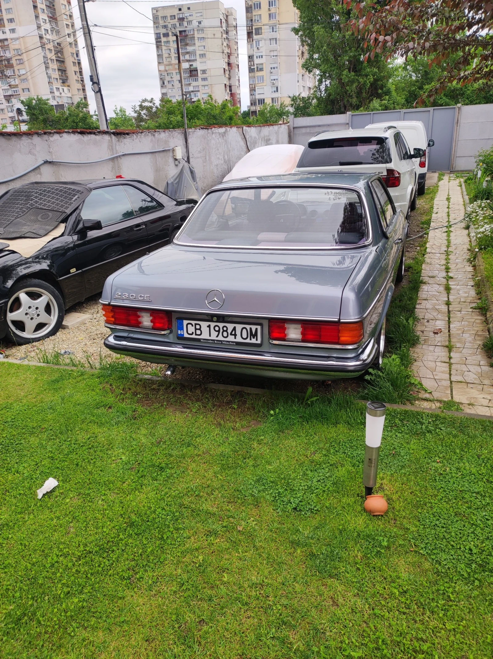 Mercedes-Benz 123 123 230CE, снимка 5 - Автомобили и джипове - 54591107