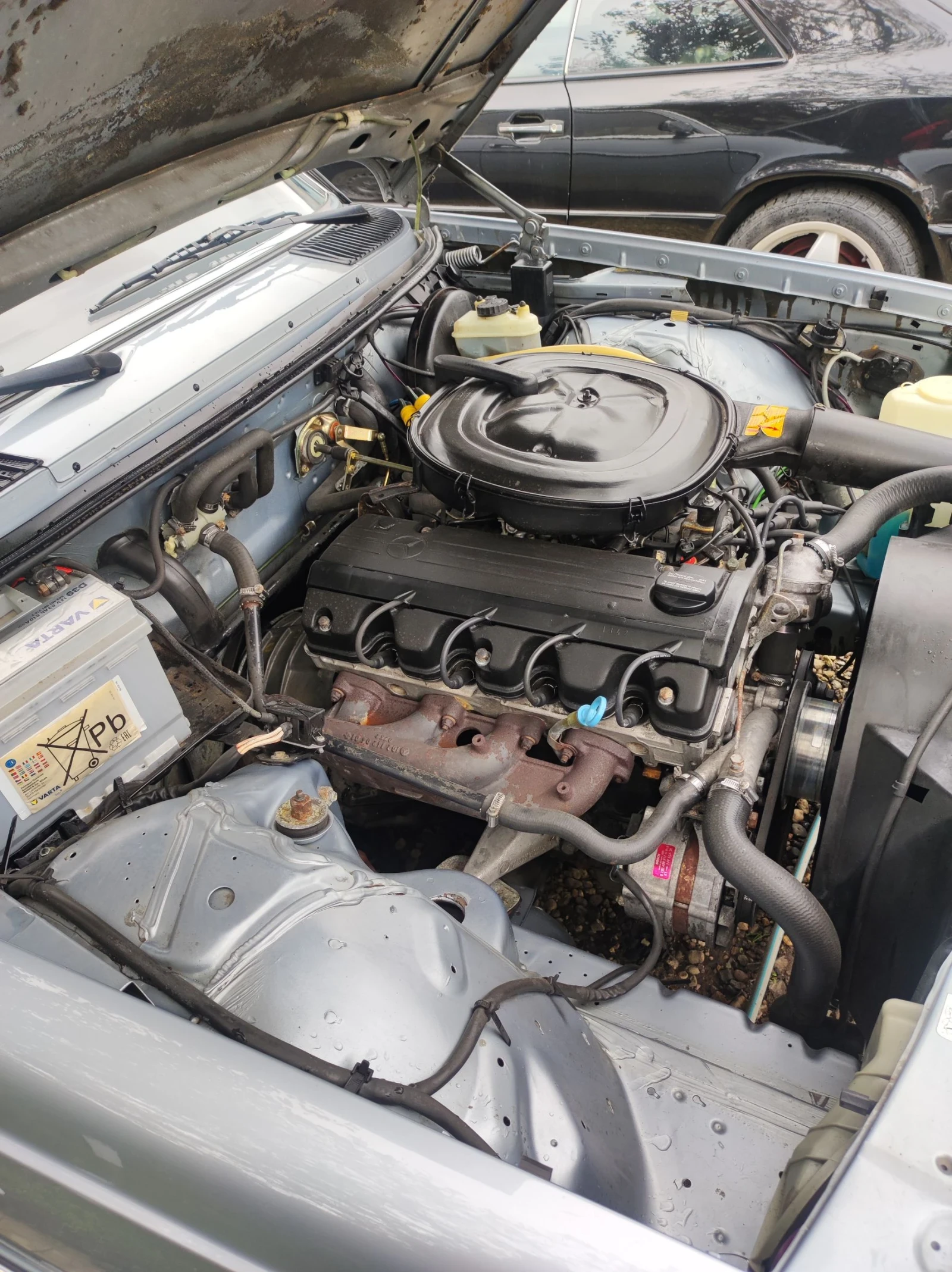 Mercedes-Benz 123 123 230CE, снимка 10 - Автомобили и джипове - 54591107