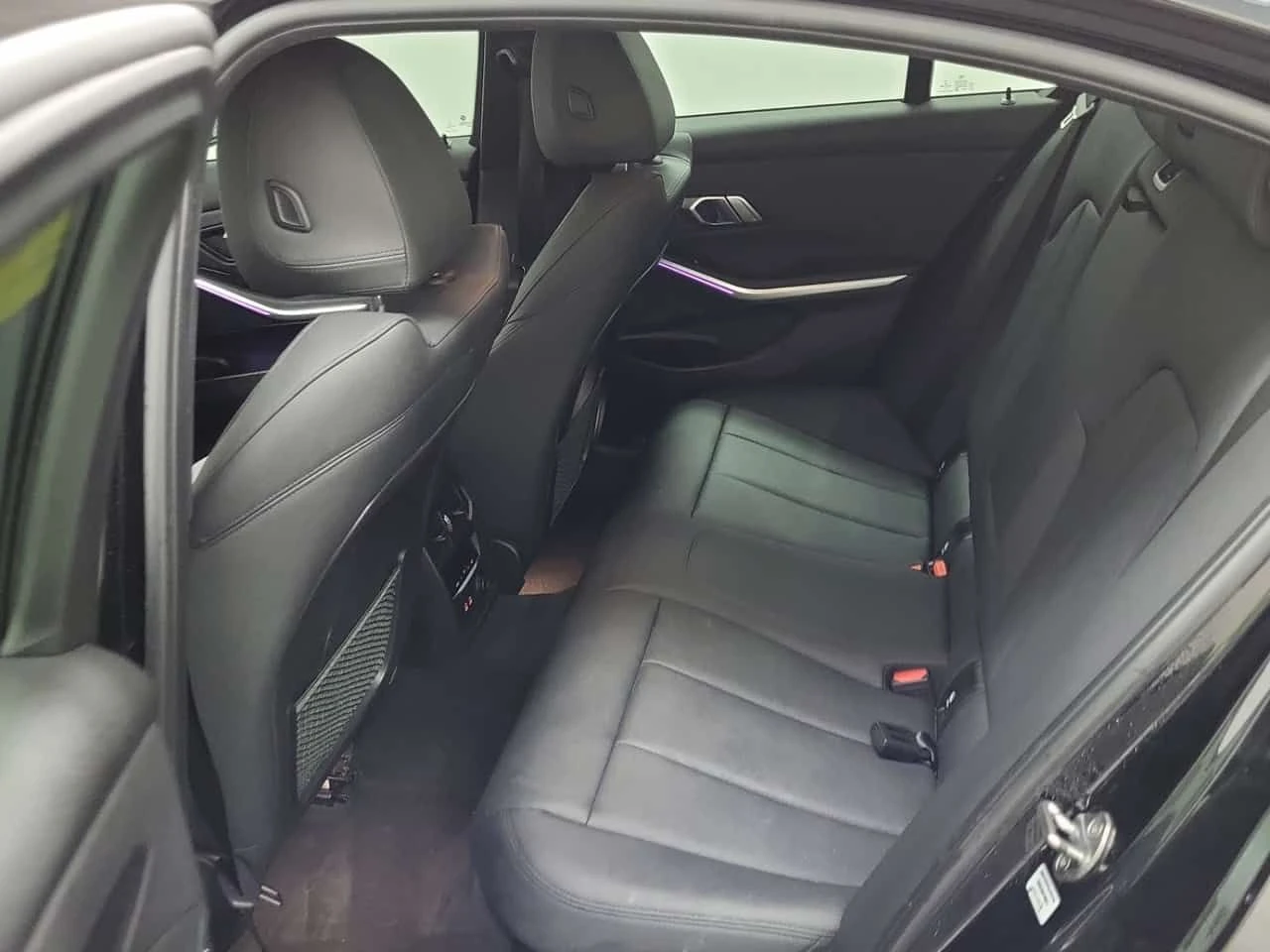 BMW 330 I XDRIVE| 360CAM| HEAD-UP| PANO| 2 КЛЮЧА| , снимка 13 - Автомобили и джипове - 54651051