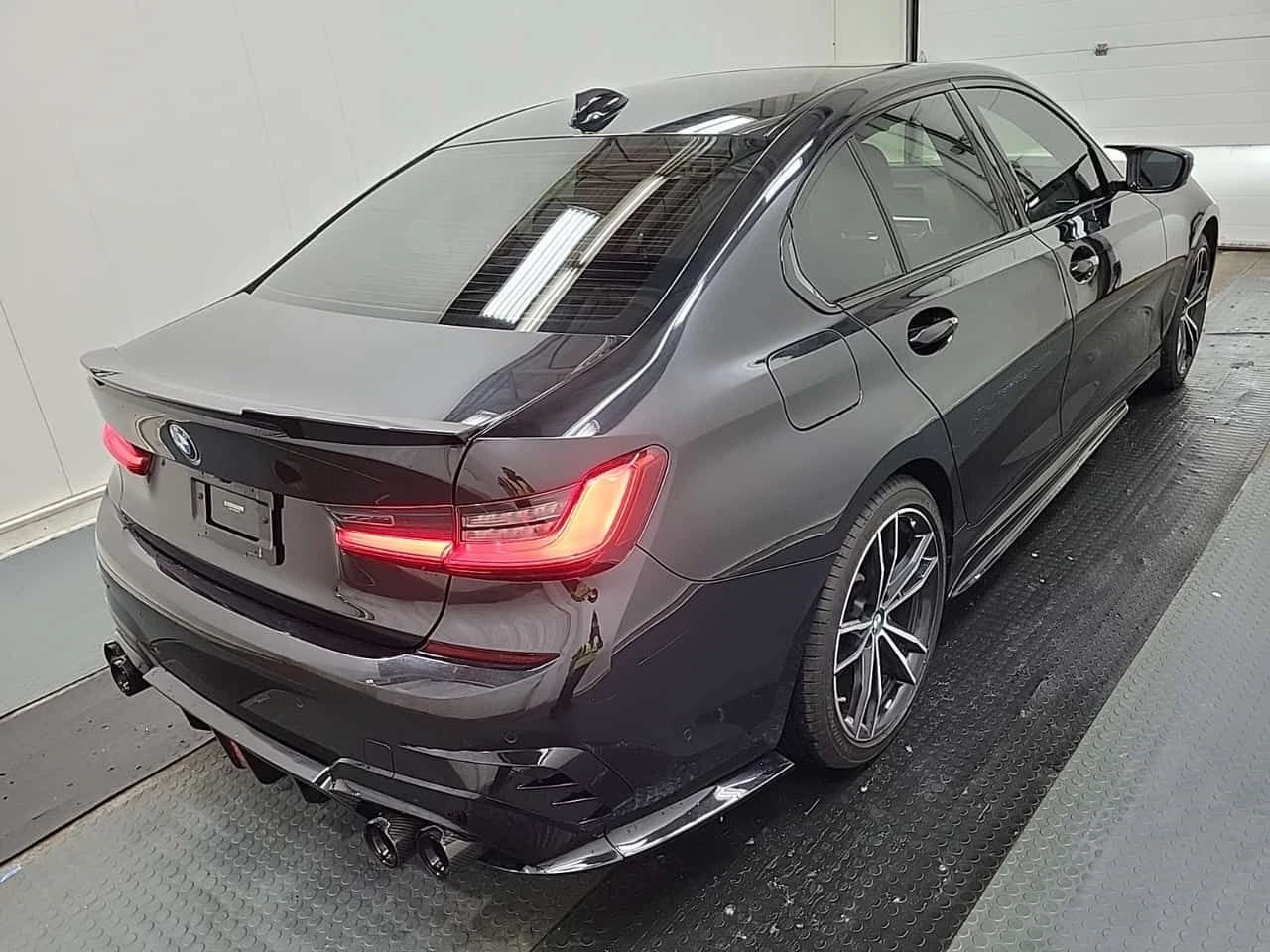 BMW 330 I XDRIVE| 360CAM| HEAD-UP| PANO| 2 КЛЮЧА| , снимка 3 - Автомобили и джипове - 54651051