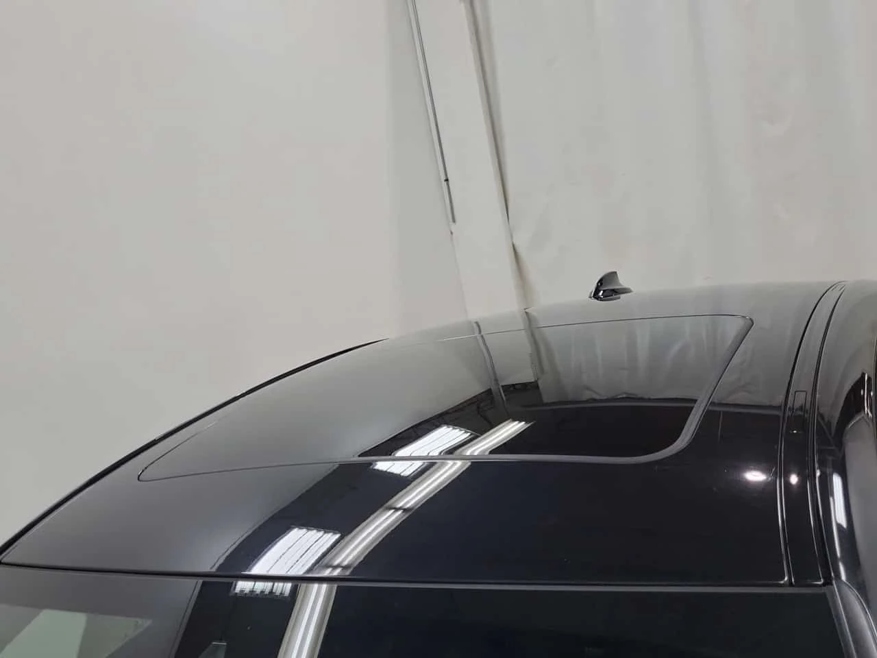 BMW 330 I XDRIVE| 360CAM| HEAD-UP| PANO| 2 КЛЮЧА| , снимка 7 - Автомобили и джипове - 54651051