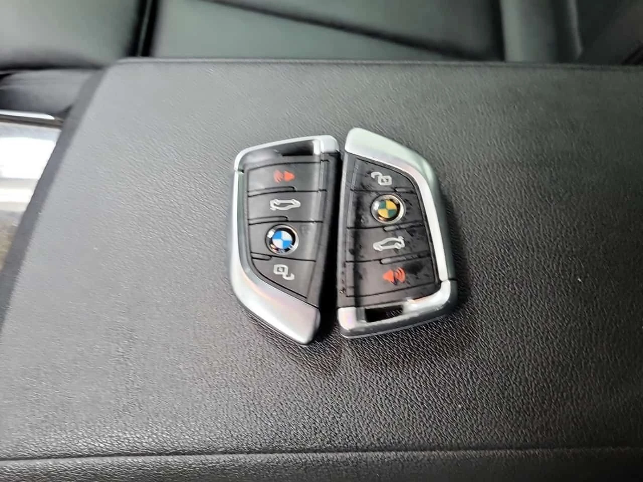 BMW 330 I XDRIVE| 360CAM| HEAD-UP| PANO| 2 КЛЮЧА| , снимка 17 - Автомобили и джипове - 54651051
