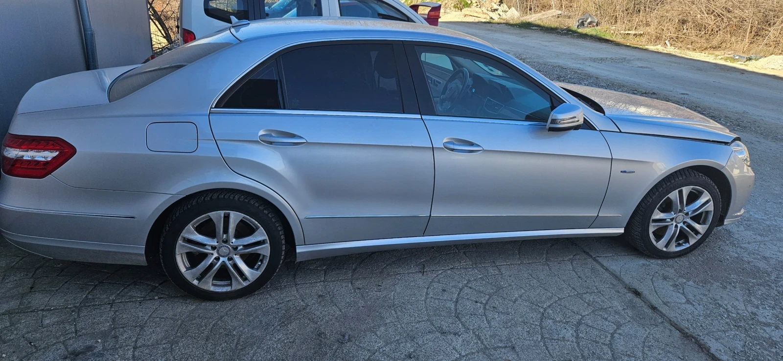 Mercedes-Benz E 350, снимка 7 - Автомобили и джипове - 54686880