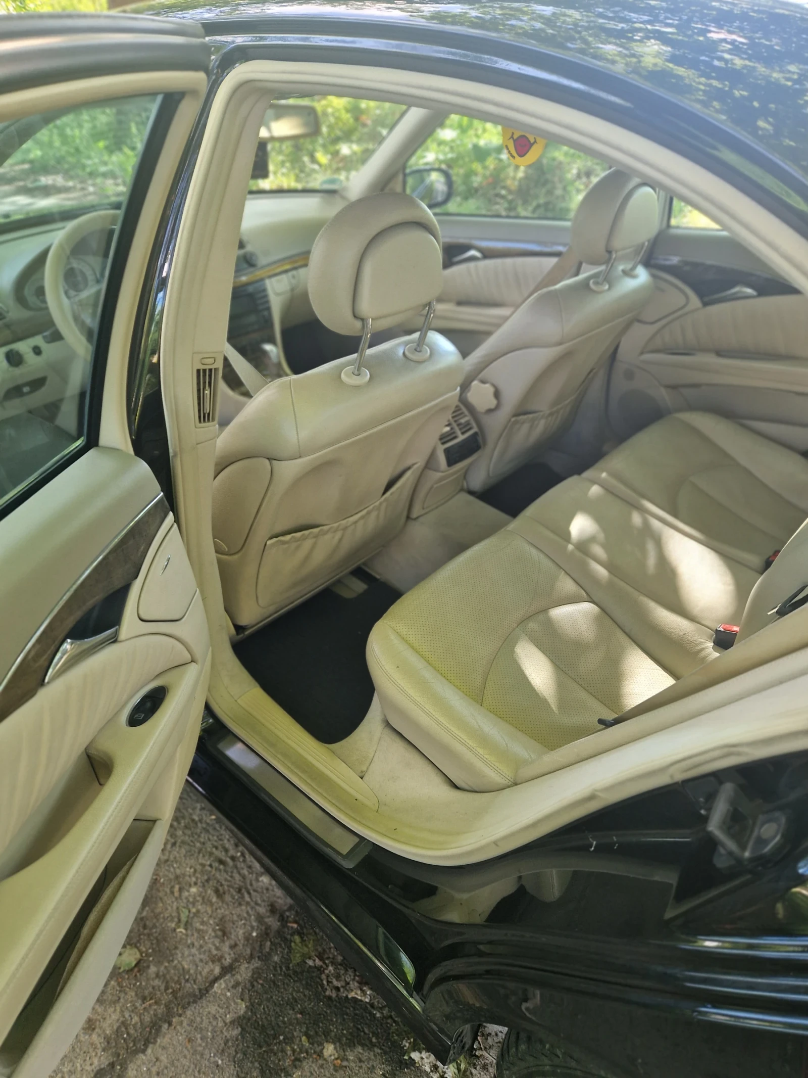 Mercedes-Benz E 270, снимка 5 - Автомобили и джипове - 54708230