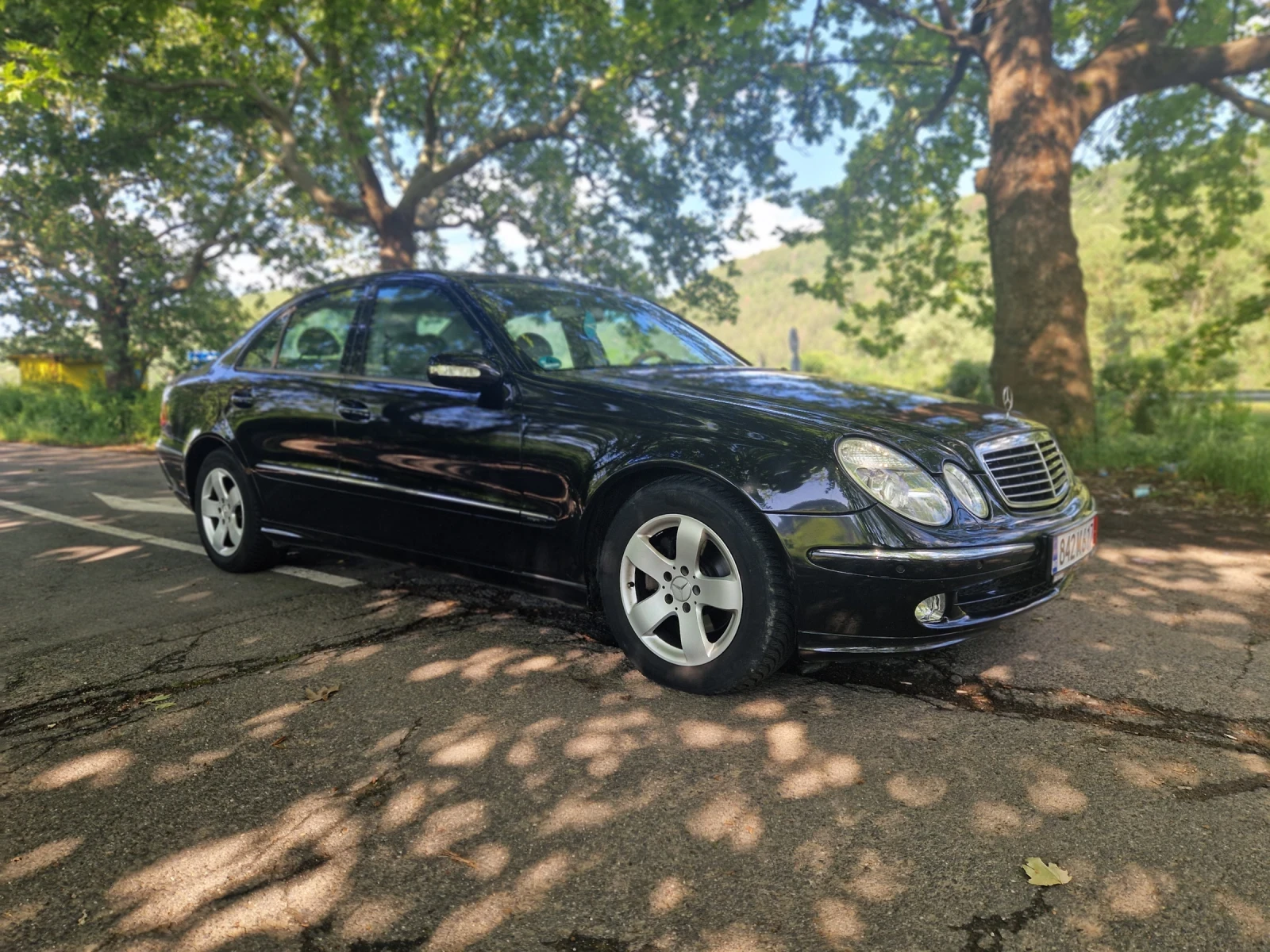 Mercedes-Benz E 270, снимка 2 - Автомобили и джипове - 54708230
