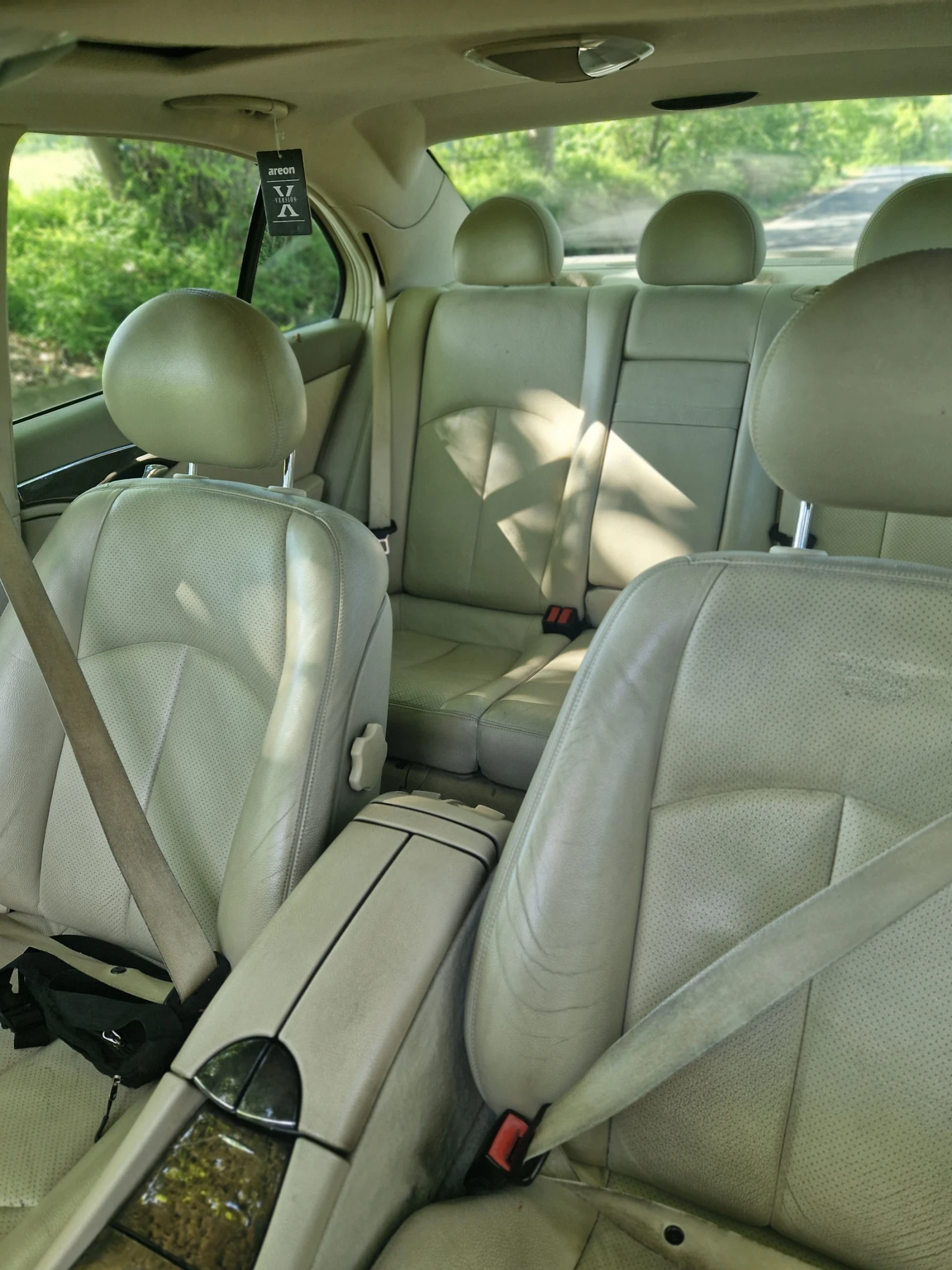 Mercedes-Benz E 270, снимка 8 - Автомобили и джипове - 54708230