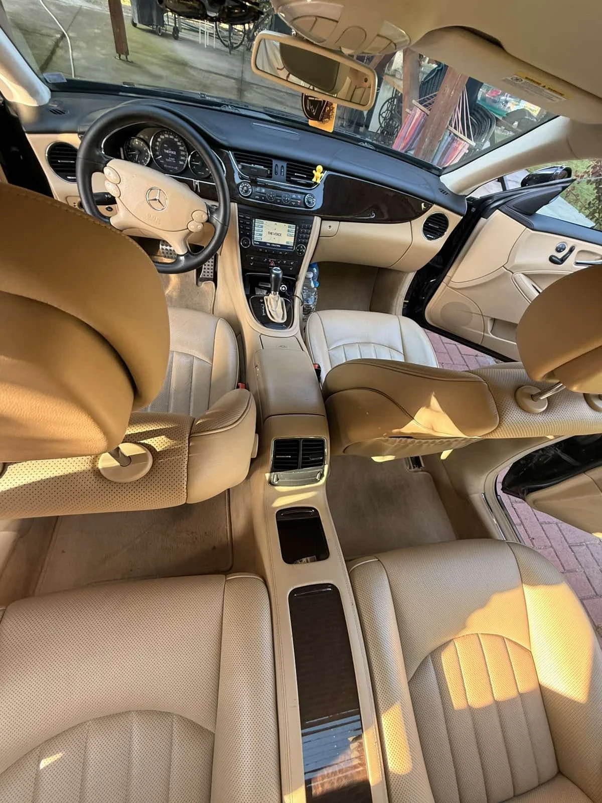 Mercedes-Benz CLS 320, снимка 15 - Автомобили и джипове - 54755891