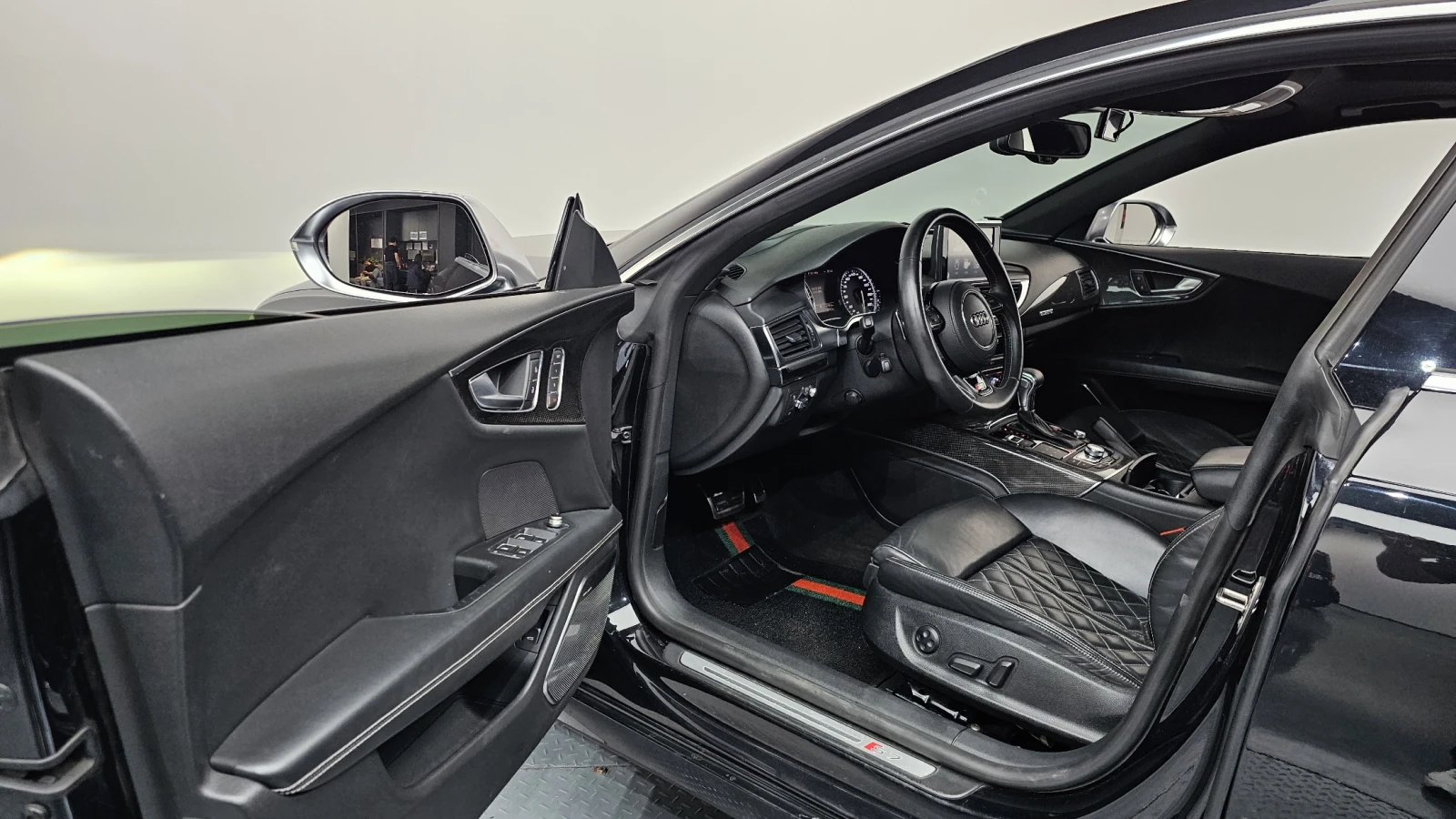 Audi S7 BOSE* HEAD-UP* DISTRONIK* ВЪЗДУХ* КРАЙНА ЦЕНА, снимка 9 - Автомобили и джипове - 54819286