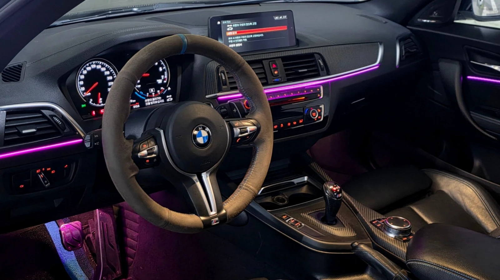 BMW M2 Coupe  ПОДГРЕВ ВОЛАН, снимка 10 - Автомобили и джипове - 55391667