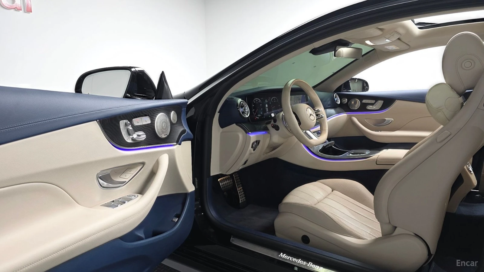 Mercedes-Benz E 300 4MATIC COUPE* HUD* 360* КОЖА* ПАНО* НАВИ, снимка 8 - Автомобили и джипове - 55605108