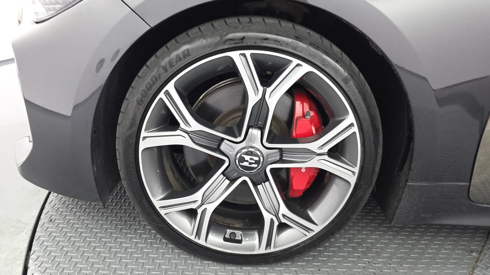 Kia Stinger 3.3 Turbo AWD autogeorge.com, снимка 7 - Автомобили и джипове - 55707925