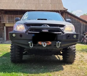 Toyota Hilux, снимка 1