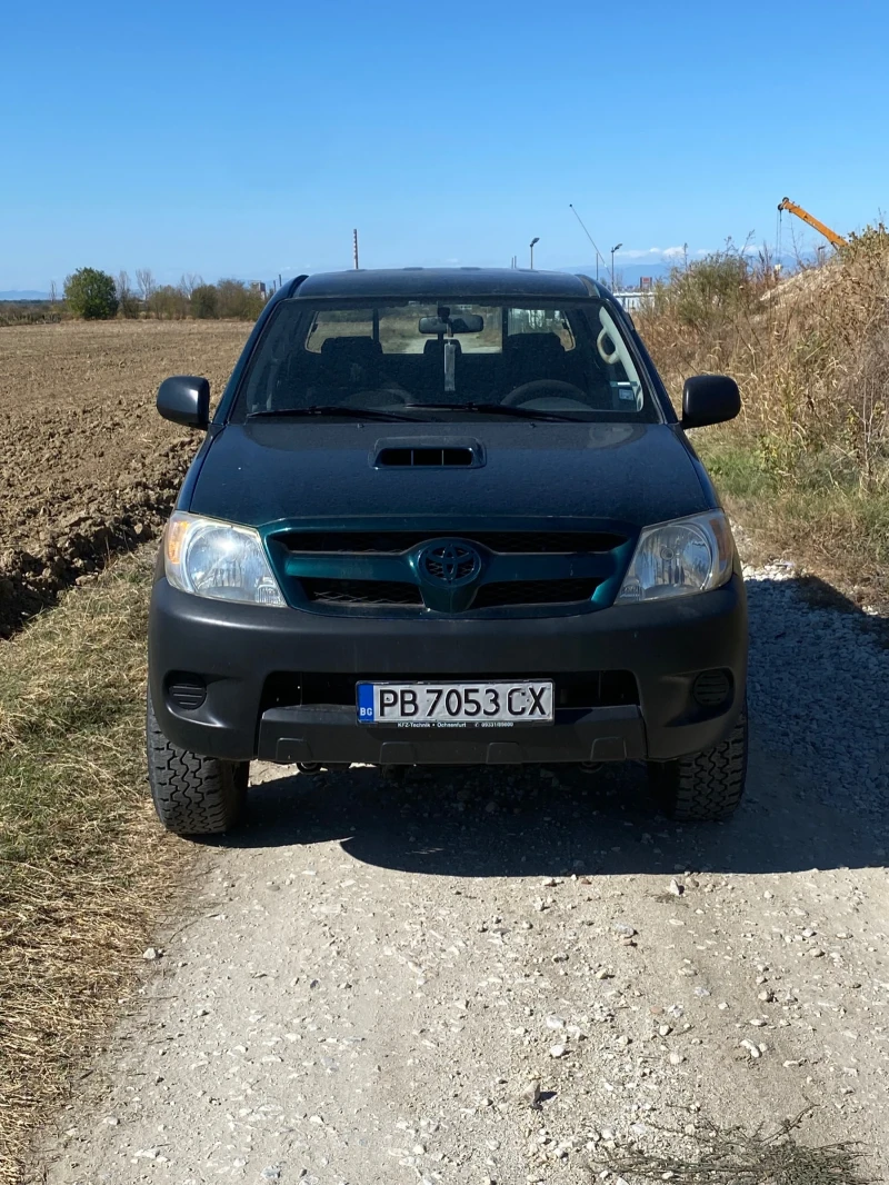 Toyota Hilux 4x4 , снимка 2 - Автомобили и джипове - 47495087