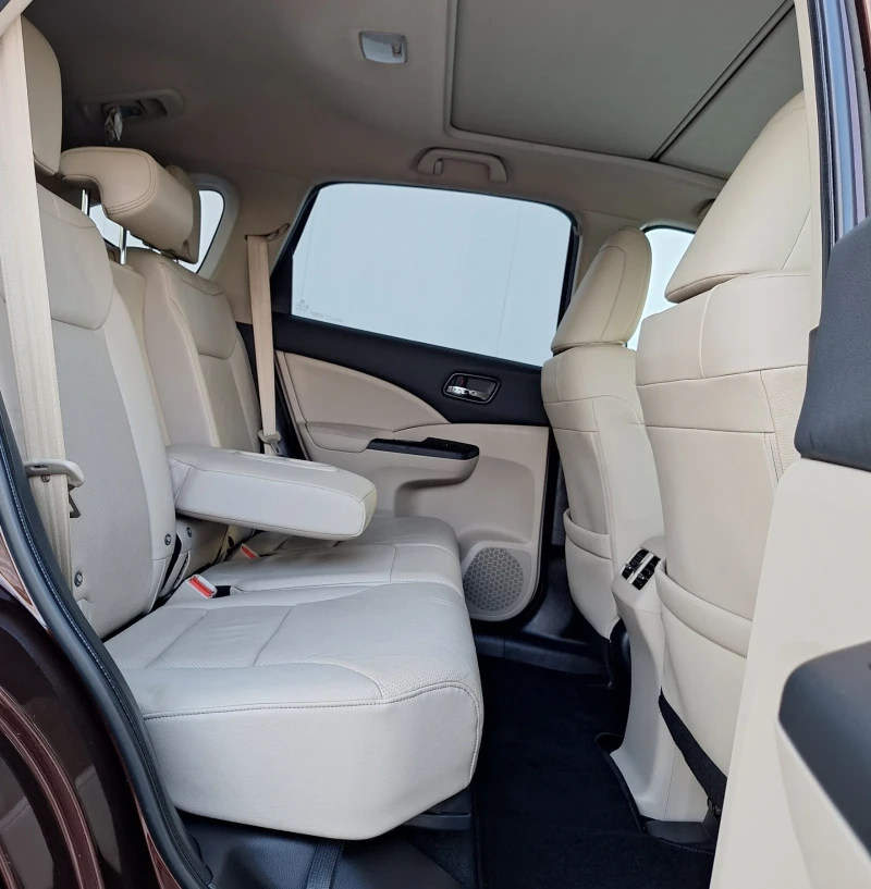 Honda Cr-v 2.0i* EXECUTIVE* 4x4* 155 кс. ВСИЧКИ ЕКСТРИ , снимка 12 - Автомобили и джипове - 50381318