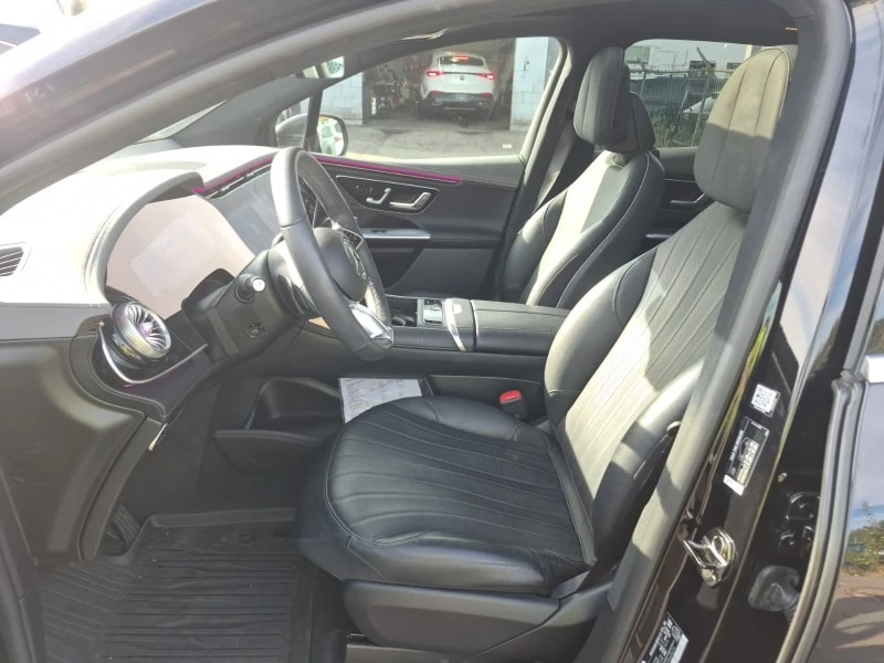 Mercedes-Benz EQE * EQE500 4MATIC * АВТОКРЕДИТ* , снимка 3 - Автомобили и джипове - 56125021