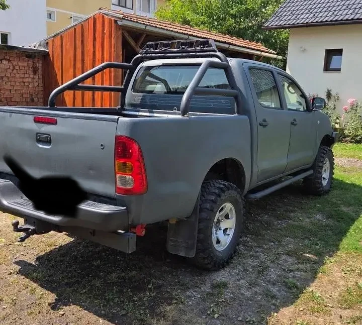 Toyota Hilux, снимка 4 - Автомобили и джипове - 56368839