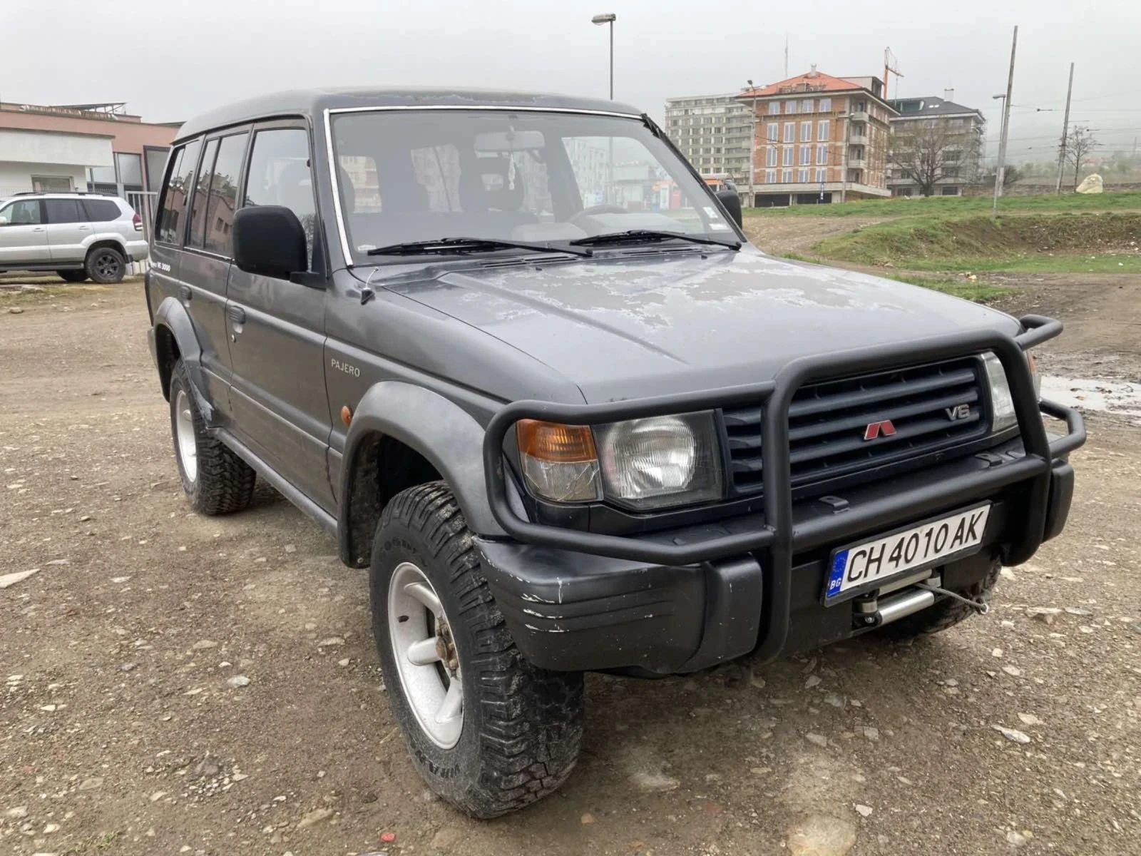 Mitsubishi Pajero  - изображение 2