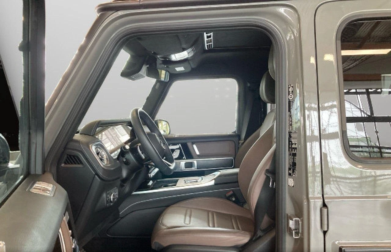 Mercedes-Benz G 580 EQ/AMG/4MATIC/MANUFAKTUR/G-TURN/BURM/360/NIGHT/ - изображение 9