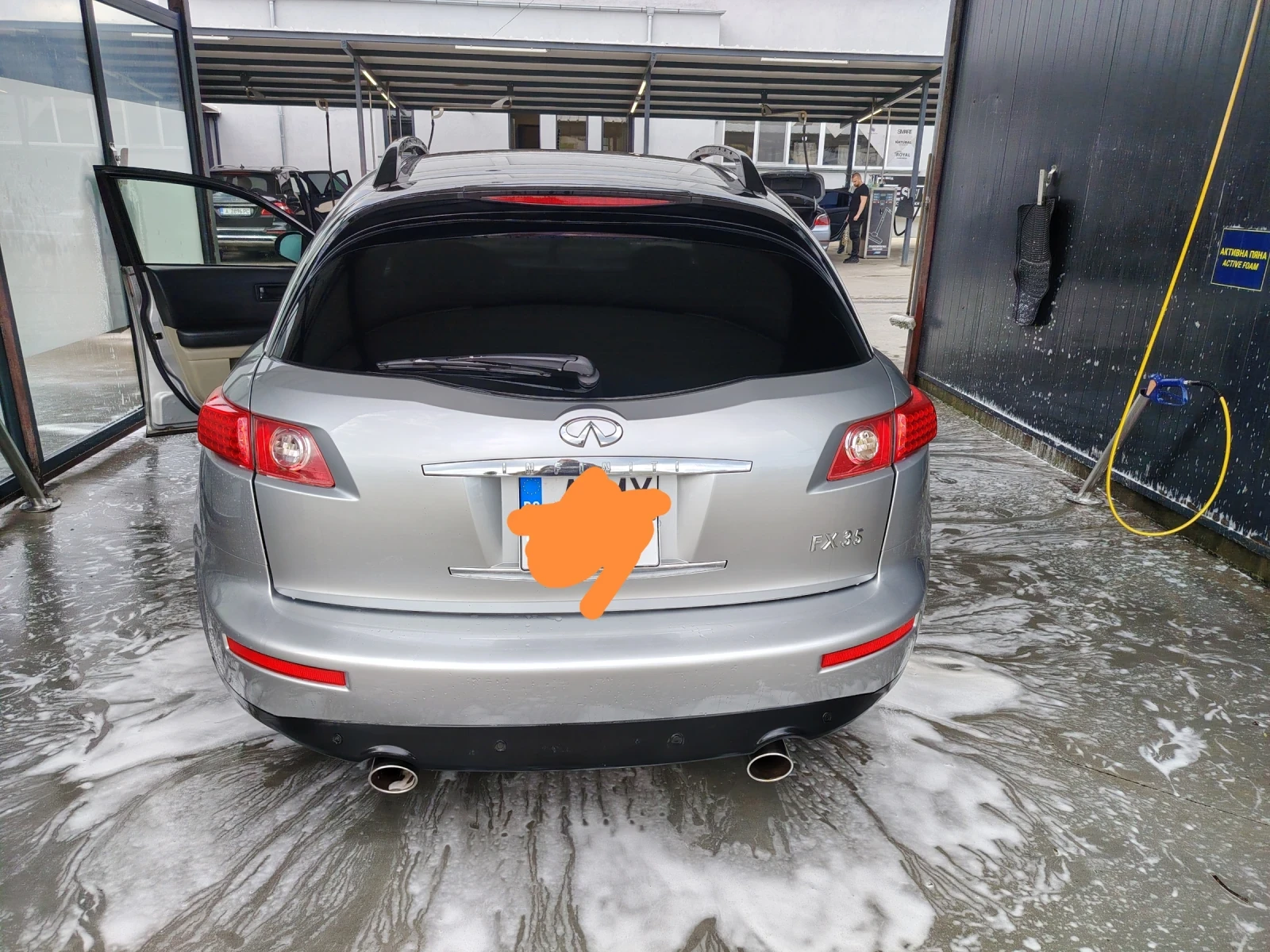 Infiniti Fx 35, снимка 3 - Автомобили и джипове - 54617932