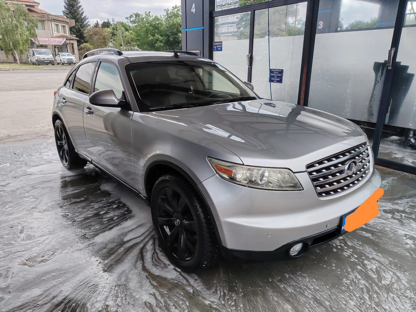 Infiniti Fx 35, снимка 4 - Автомобили и джипове - 54617932
