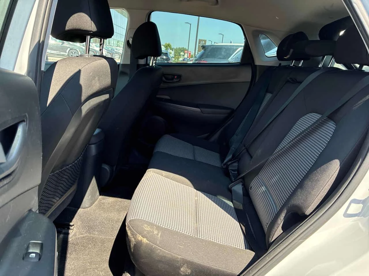 Hyundai Kona * Preferred * CARFAX * ОПЦИЯ ЗА ФИНАНСИРАНЕ , снимка 16 - Автомобили и джипове - 55508620