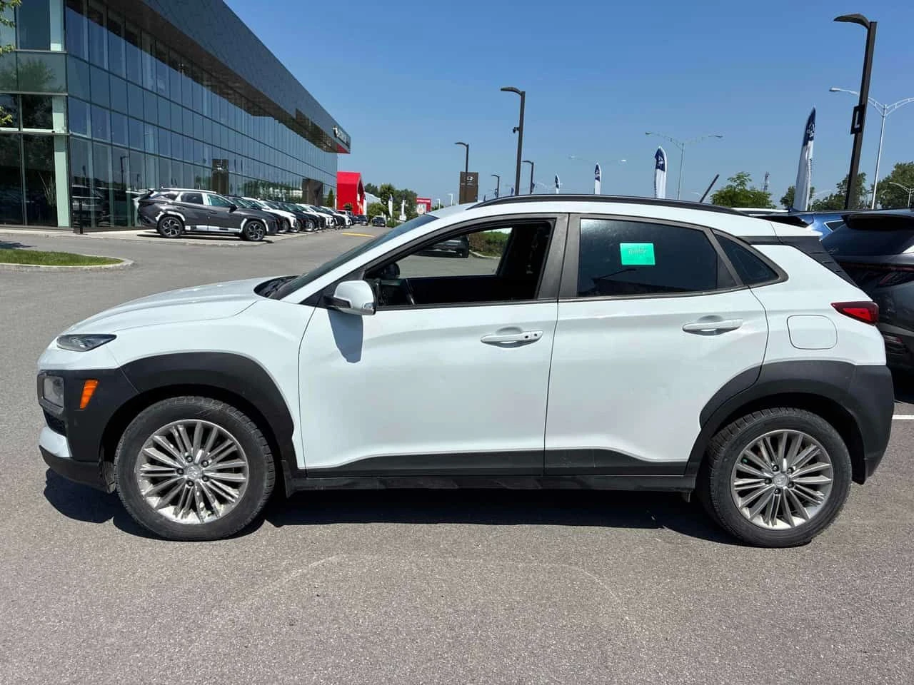 Hyundai Kona * Preferred * CARFAX * ОПЦИЯ ЗА ФИНАНСИРАНЕ , снимка 2 - Автомобили и джипове - 55508620