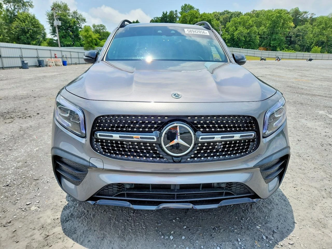 Mercedes-Benz GLB 250 * 4MATIC* AMG* PACK* DIS* 360*  | Mobile.bg � ����������� 2