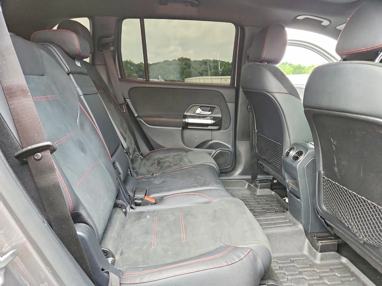 Mercedes-Benz GLB 250 * 4MATIC* AMG* PACK* DIS* 360*  | Mobile.bg � ����������� 12