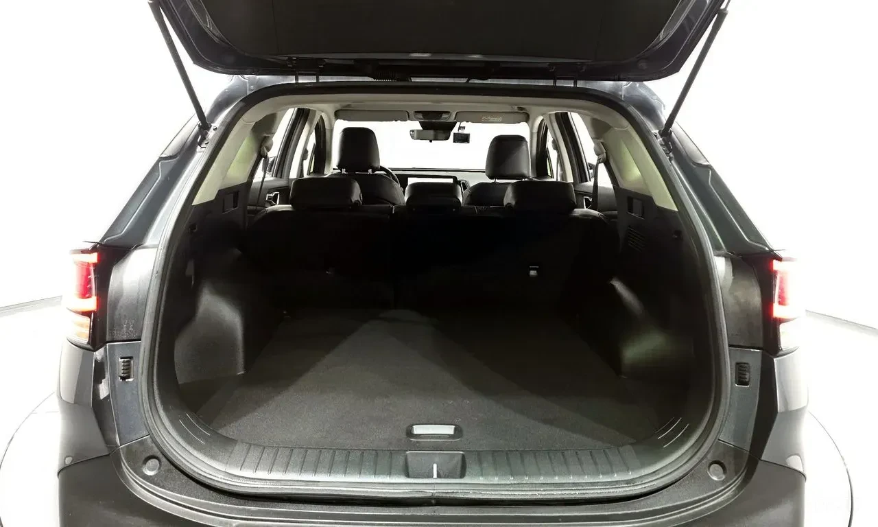 Kia Sportage HYBRID* PRESTIGE* ОБДУХВАНЕ* LANE* ASSIST* 360КАМЕ, снимка 16 - Автомобили и джипове - 55800265