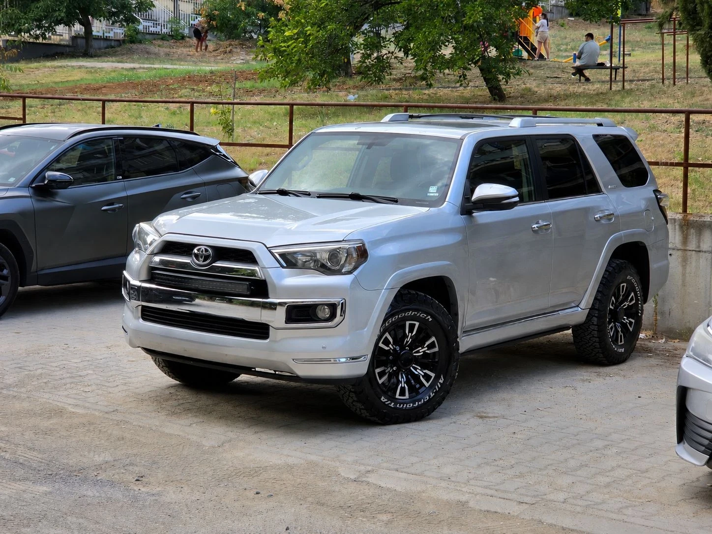 Toyota 4runner 4.0I LPG, снимка 3 - Автомобили и джипове - 55836008