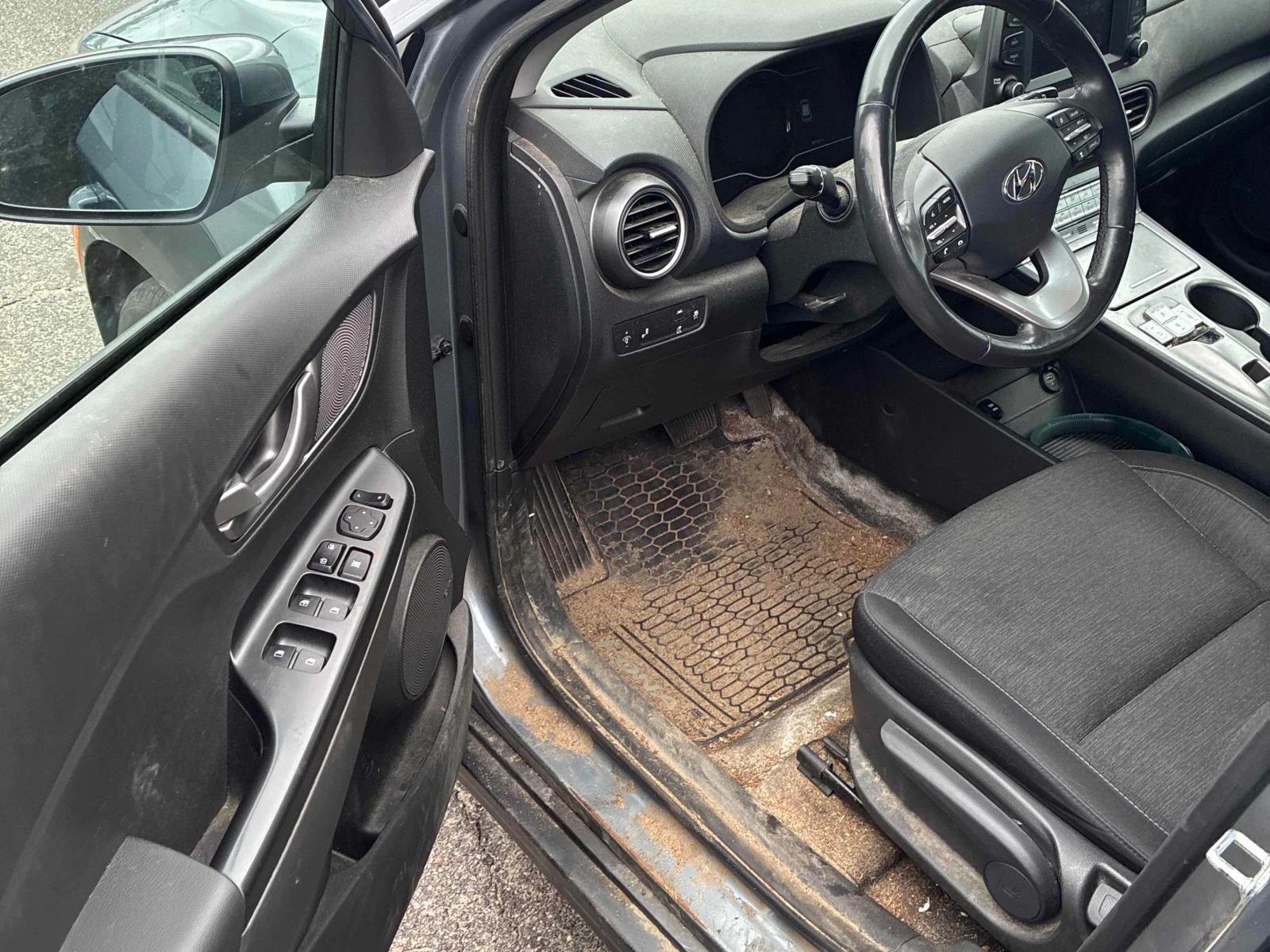Hyundai Kona * Preferred * CARFAX * ОПЦИЯ ЗА ФИНАНСИРАНЕ, снимка 5 - Автомобили и джипове - 55848082