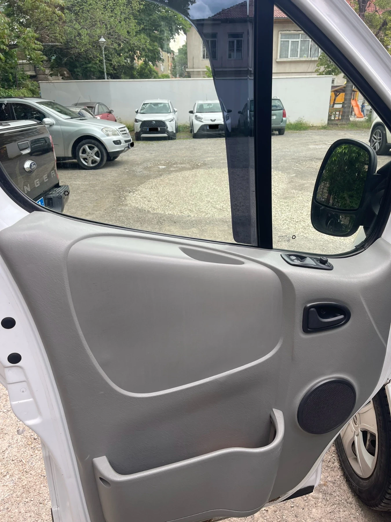 Nissan Primastar 2.5D 150кс.МАКСИ - изображение 10